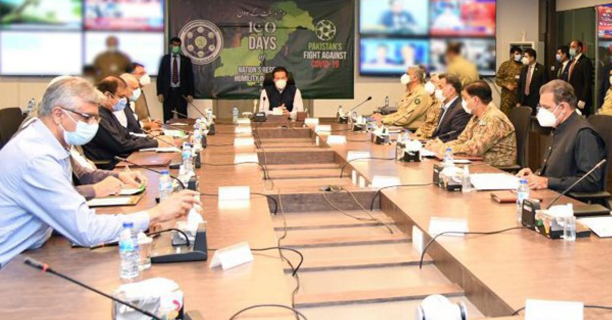 پہلے یونیورسٹی پھر کالج اوربعد میں سکولز کھولے جائیں