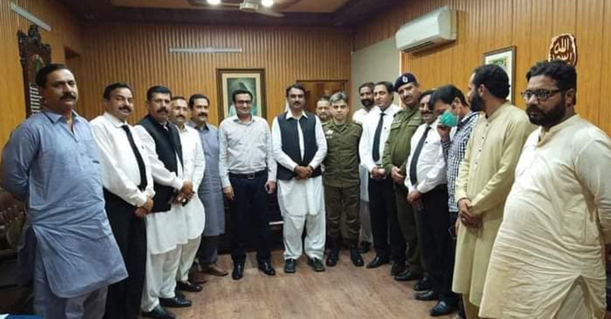 لالیاں میں وکلاء اور صحافیوں کے درمیان ڈسپیوٹ حل
