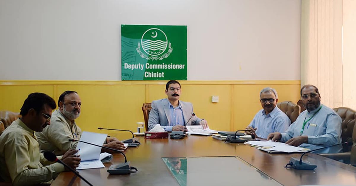مینجمنٹ کو بہتر، سٹاف کو ایکٹیو کریں، کام کرنے والوں کی حوصلہ افزائی اور غفلت برتنے والوں کے خلاف ایکشن ہوگا، ڈی سی چنیوٹ