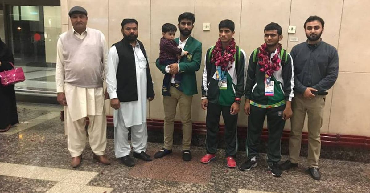 چناب نگر:عالمی سپیشل اولمپکس میں دوسری پوزیشن حاصل کرنے کے بعد پاکستانی ٹیم وطن واپس پہنچ گئی