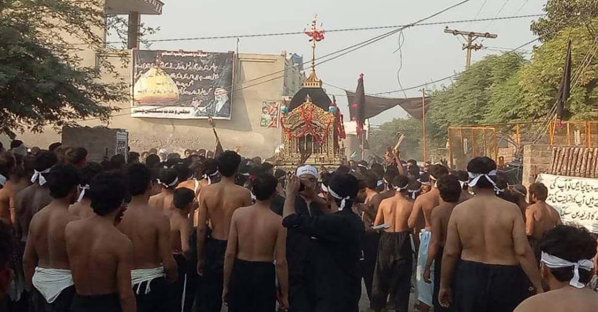 ملک بھر کی طرح چناب نگر اور احمد نگر میں بھی یوم عاشور کے موقع پر ذوالجناح اور تعزیعہ کے جلوس نکالے گئے