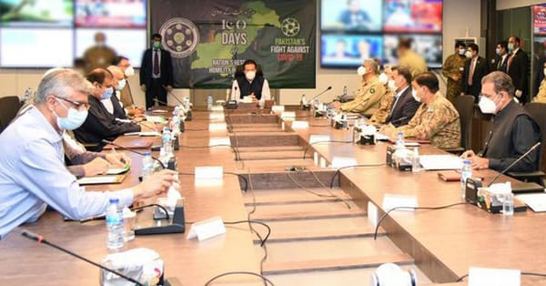 پہلے یونیورسٹی پھر کالج اوربعد میں سکولز کھولے جائیں