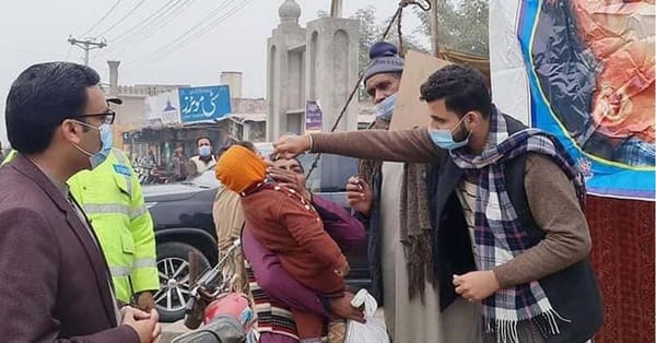 چنیوٹ میں پولیوں  پولیو ویکسین کا دوسرا روز، ڈپٹی کمشنر نے جائزہ لیا