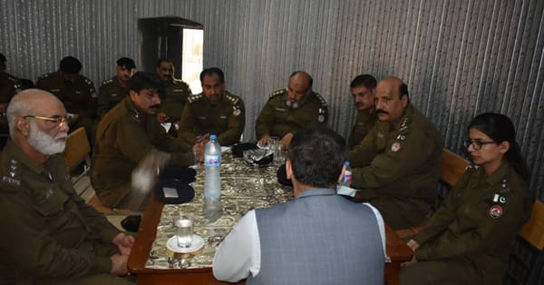 ڈی پی او چنیوٹ کی ایس ڈی پی اوز،ایس ایچ اوز سے عید الاضحی اور کرائم کنٹرول کے حوالے سے میٹنگ