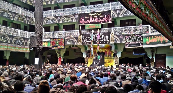 گھر میں مجلس اعزا کرانا جرم بن گیا، پولیس نے پرچہ درج کر لیا