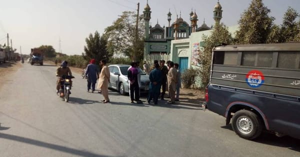احمد نگر دن دیہاڑے ڈکیتی کی بڑی واردات، ڈاکو 55 لاکھ چھین کر فرار