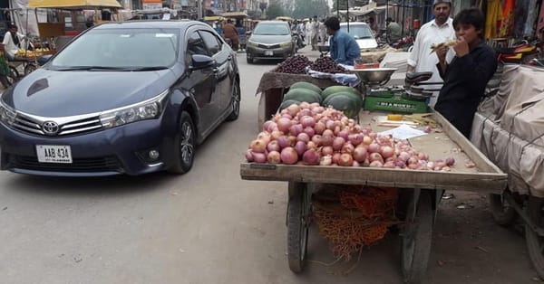 چناب نگر ناجائز تجاوزات کی آماجگاہ بن گیا