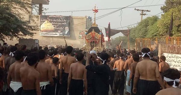 ملک بھر کی طرح چناب نگر اور احمد نگر میں بھی یوم عاشور کے موقع پر ذوالجناح اور تعزیعہ کے جلوس نکالے گئے